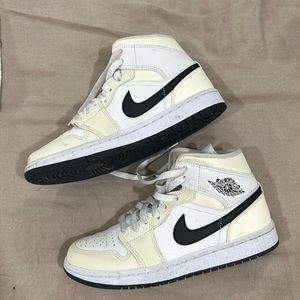Air Jordan 1 - Mid